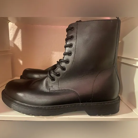 🆕 MENS EXPRESS Leather Mens Boots Black Lace-Up Combat Boots size 12 NWT