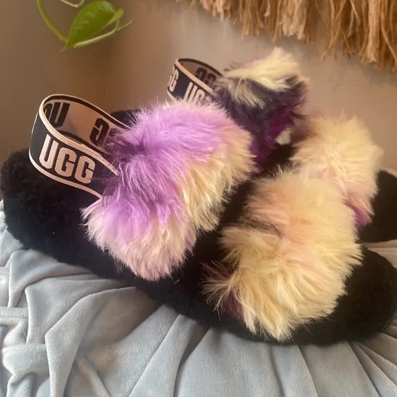 🎀 UGG Womens Oh Yeah Slide Tie Dye Magnolia Size 8 Sandals