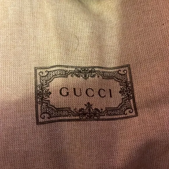 100%  Authentic Gucci Demin SlidesNew never been worn