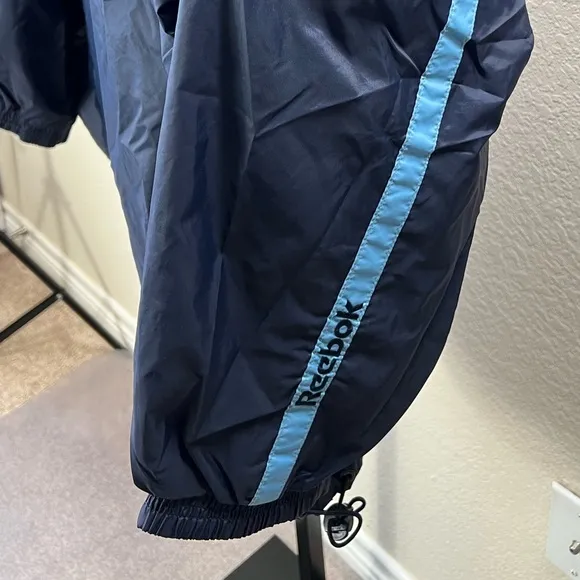 #47 Vintage 90s Men’s Reebok Windbreaker Navy Track Jacket Running Coat football