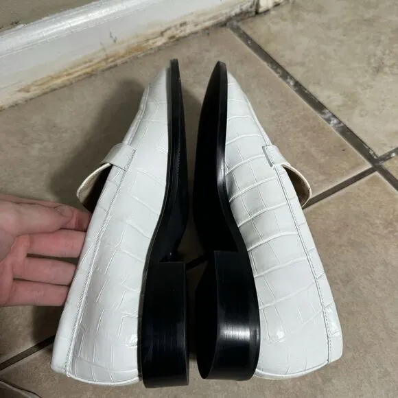 $495 NEW Stuart Weitzman Palmer Women’s 9B Sleek Leather White Loafer Shoe