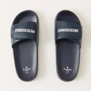 5/6 Abercrombie kids slides w/logo