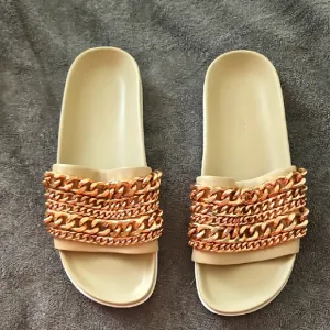 9.5 Kendall Kylie Sandal Shiloh Ivory Chain Embellished Beige Leather Slides
