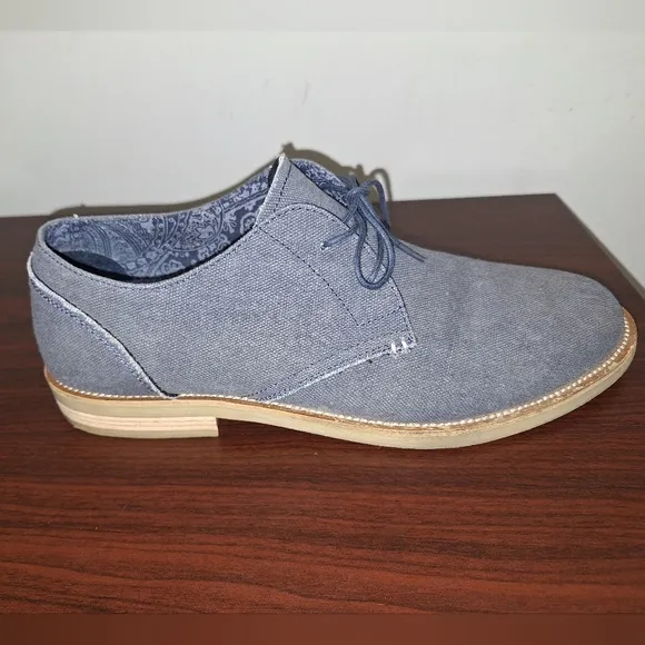 A pair of Margaritaville men's blue suede loafers in a size 11. Office, business