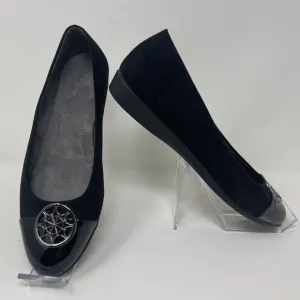 A2 By Aerosoles Women's Trend Book Black Flats Size 10M Decorative Metal Accent