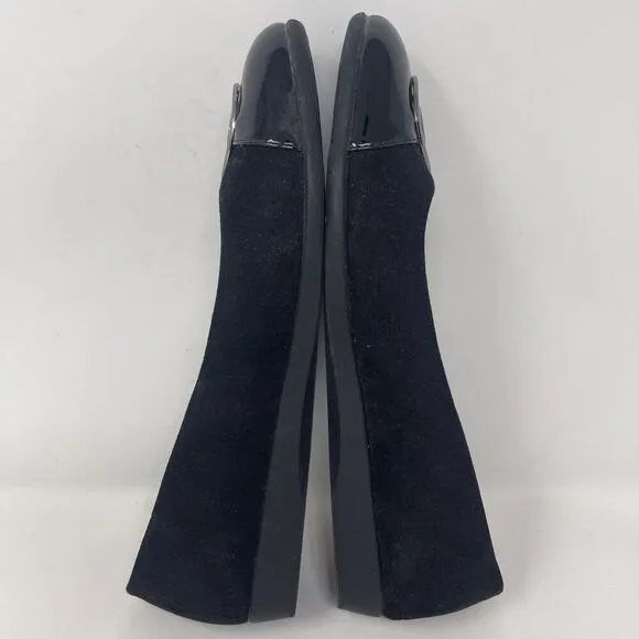 A2 By Aerosoles Women's Trend Book Black Flats Size 10M Decorative Metal Accent