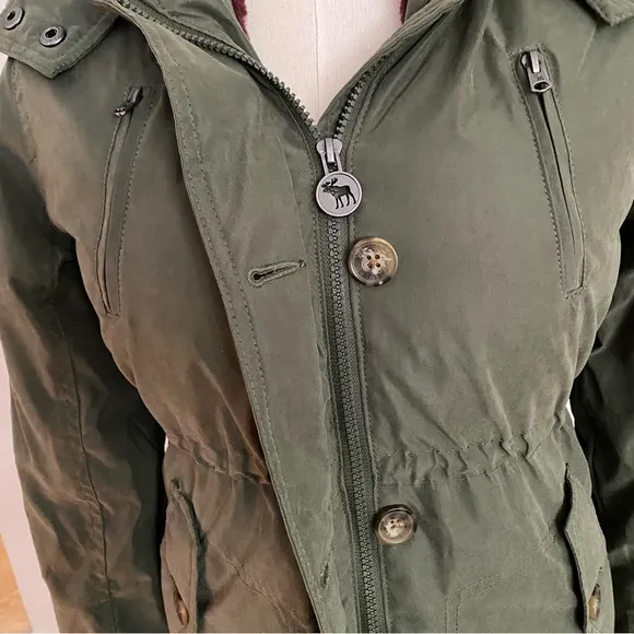 abercrombie kids • girls olive winter parka jacket | 11/12