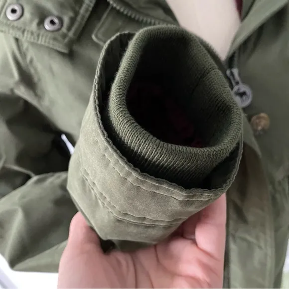 abercrombie kids • girls olive winter parka jacket | 11/12