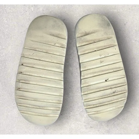 Adidas × Kanye West Yeezy Slide Bone Size US 9 EU 42