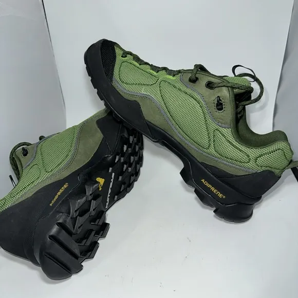 Adidas Men's Sahale X All Green Athletic  Hiking Shoes FY7897 Size 9 New W/Tag
