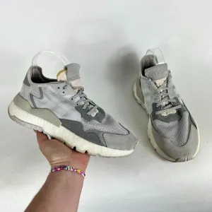 Adidas Nite Jogger Sneakers Womens 8.5 Gray Low Top Lace Up Running Shoes DA8692