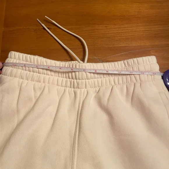 ADIDAS NWOT PREMIUM ESSENTIALS SWEAT PANTS design Men’s small cream cotton poly