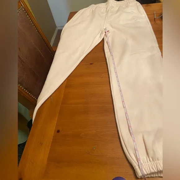 ADIDAS NWOT PREMIUM ESSENTIALS SWEAT PANTS design Men’s small cream cotton poly