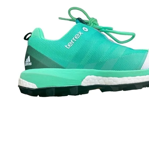 Adidas - Terrex Agravic Sneakers Women’s Hiking Walking Outdoor Shoe Boot Sz 8