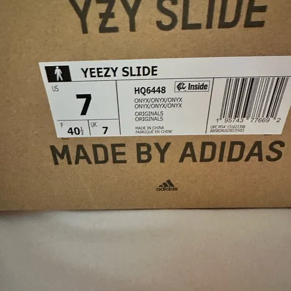 Adidas Yeezy Onyz Slides