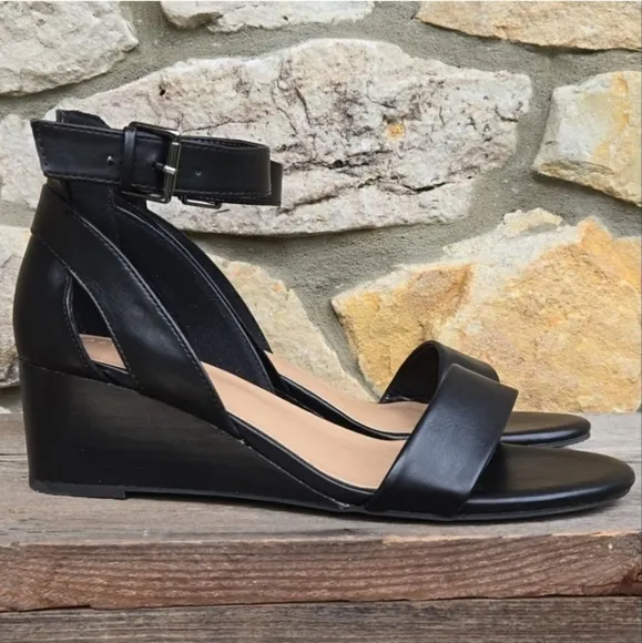 Aerosoles Black Wedge Heel Sandal Buckle Ankle Strap Women's Size 10 Windmill