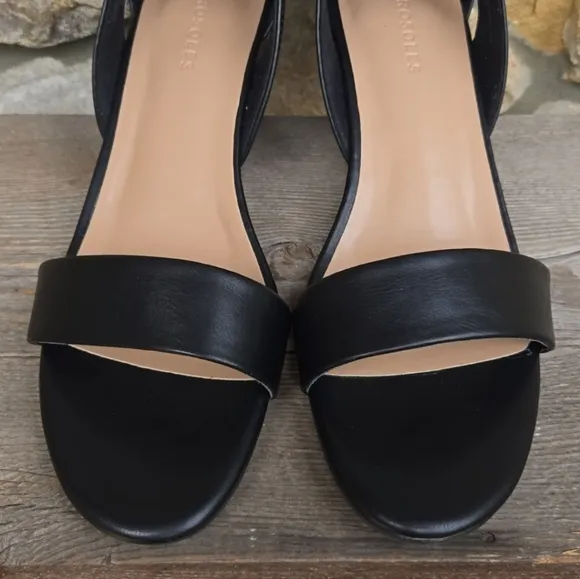 Aerosoles Black Wedge Heel Sandal Buckle Ankle Strap Women's Size 10 Windmill