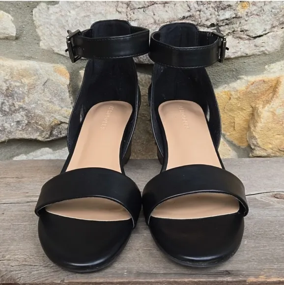 Aerosoles Black Wedge Heel Sandal Buckle Ankle Strap Women's Size 10 Windmill