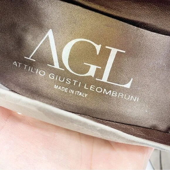AGL • Gray Suede Heeled Kilty Fringed Loafers