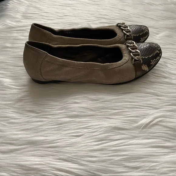AGL Metallic Snakeskin Cap Toe Flats 39.5 Silver Chain
