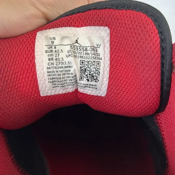 Air Jordan 1 Low Top Black Red White Leather Athletic Sneakers Activewear Mens 9