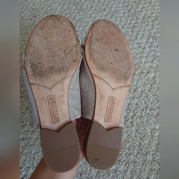 Alberto Fermani Tan and White Italian leather Slide Sandals size 6