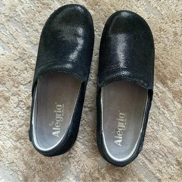 Alegria LIKE NEW Keli Professional Shoes Metallic Embossed Loafers Slip On Black