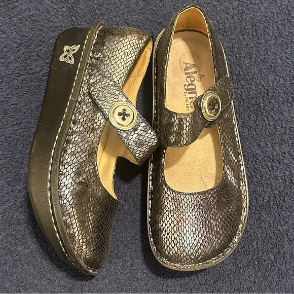 Alegria Paloma Leather Iridescent Pewter Charmer Mary Janes
