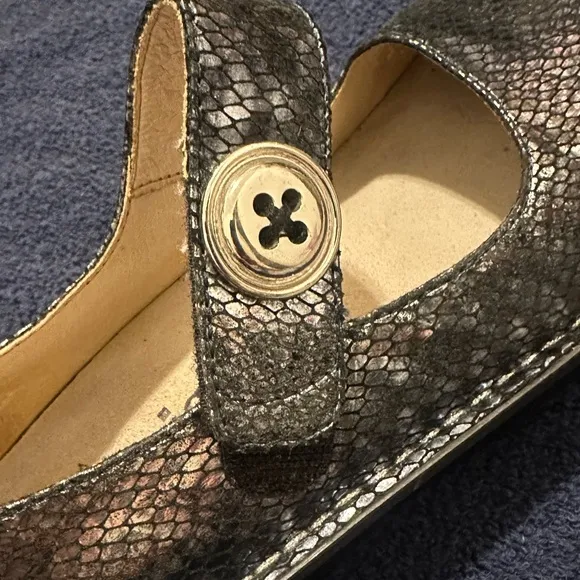 Alegria Paloma Leather Iridescent Pewter Charmer Mary Janes