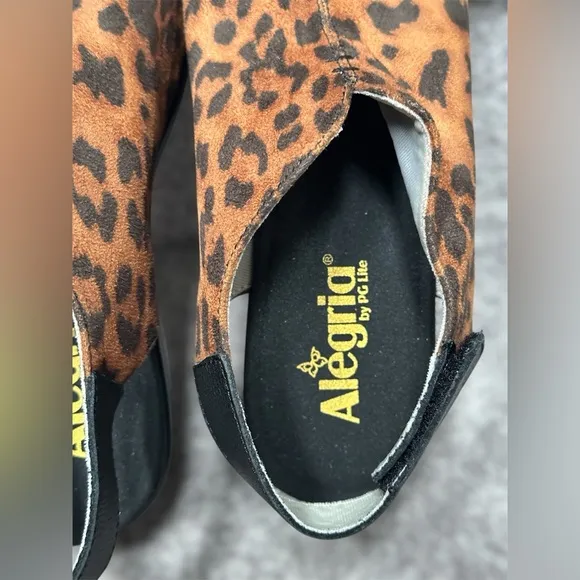 Alegria Rosie Leopard Print Wedge Slip Resistant Sandals – Women’s 37 (US 7–7.5)