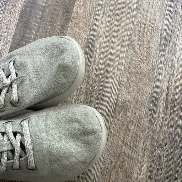Allbirds Mint Green Wool Runners Size 7