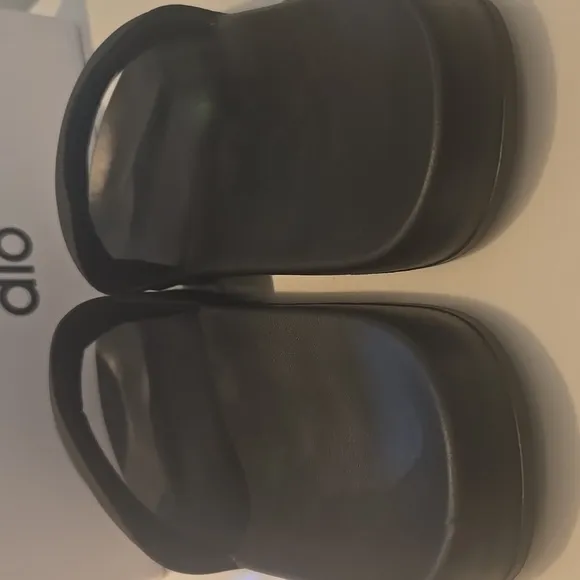 Alo Black Slide Sandals
