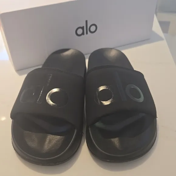 Alo Black Slide Sandals