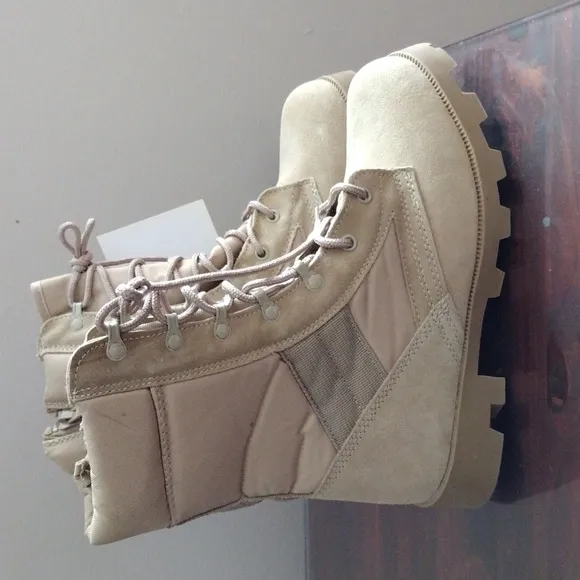 Ameritac Mojave 9&quot; Boot size 11
