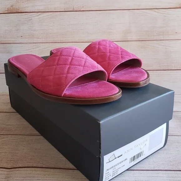 Ann Taylor Lyra Suede Quilted Slide Open Toe Sandals Pink Women's Size 7.5