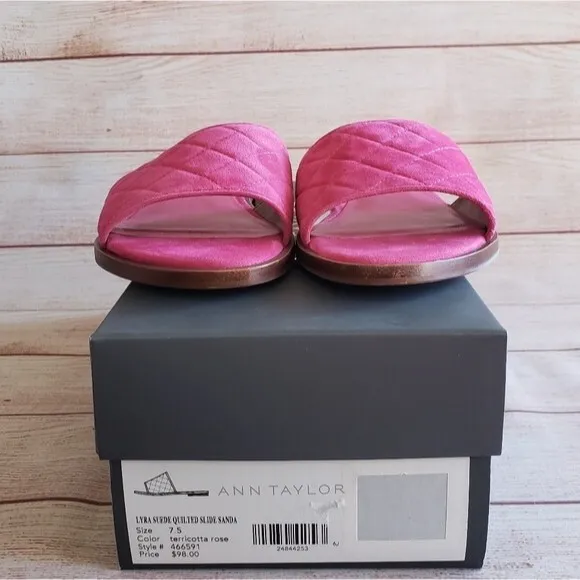 Ann Taylor Lyra Suede Quilted Slide Open Toe Sandals Pink Women's Size 7.5