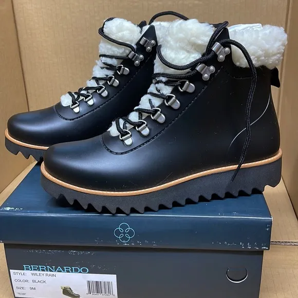Anthropologie Bernardo Wiley rain Black Rai/winter  Boots, Size