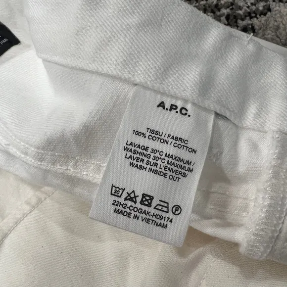 APC L'ETIQUETTE Le Jean 33x32 white denim jeans straight relaxed