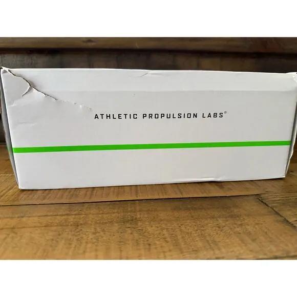 APL: Athletic Propulsion Labs Women's Big Logo TechLoom Slides in Mango Sz 8 NEW