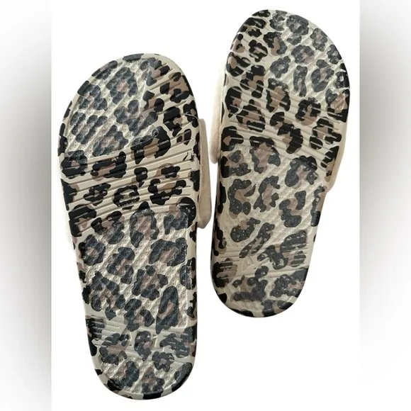 APL Athletic Propulsion Labs Womens Shearling Slide US 7 EU 37 Leopard NIB Oprah