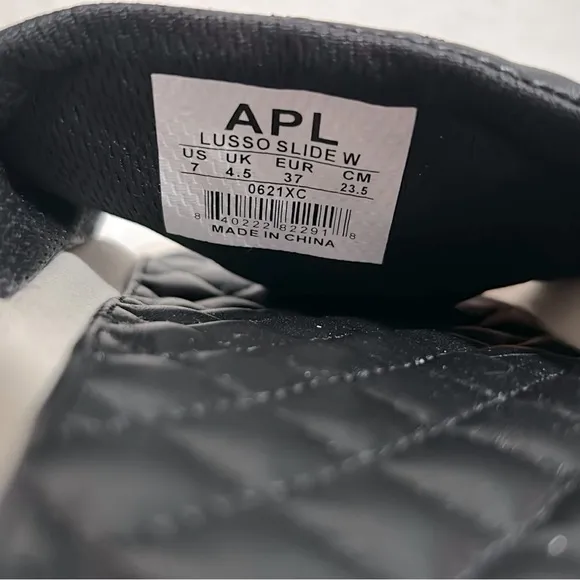 APL Athletic Propulsion Labs Women’s Size 7 Lusso Slides Black/Pristine