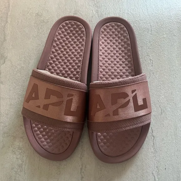 {APL} Brand New Women’s Techloom Satin Slides