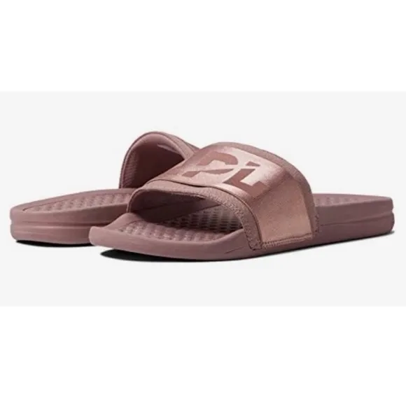 {APL} Brand New Women’s Techloom Satin Slides