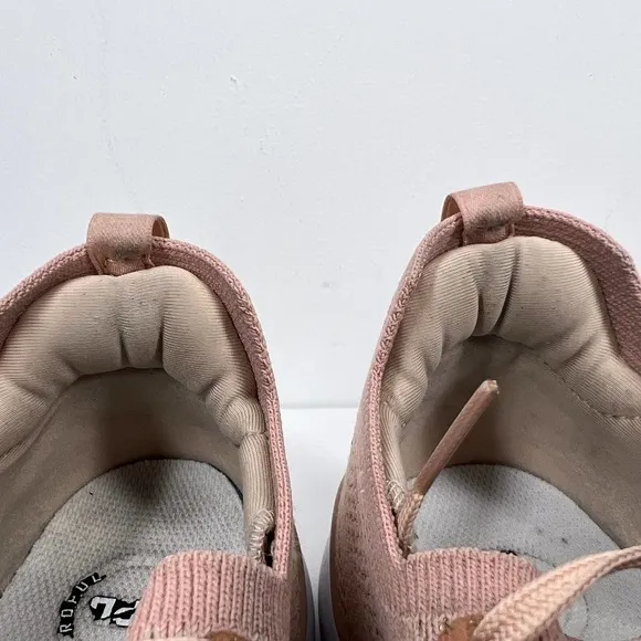 APL Techloom Breeze Metallic Mesh Knit Sneakers Blush Gold 10