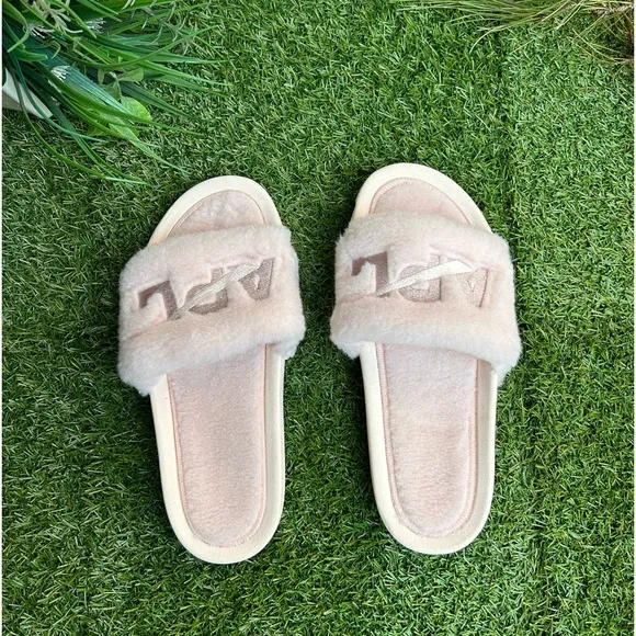 APL:Athletic Propulsion Labs Women Sheepskin Sandal, Cream/Pink Powder Sz 8 NEW