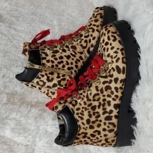 Aqua Fur Animal Print Lace-Up Ankle Boots Size 8.5 NWOT