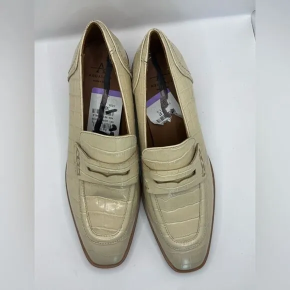 Aquatalia Women’s Size 7.5 Riya Croc Embossed Penny Loafer in Beige