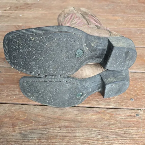 Ariat Round Up Outfitter Western Boot Women's 9.5B