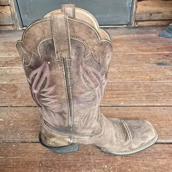 Ariat Round Up Outfitter Western Boot Women's 9.5B