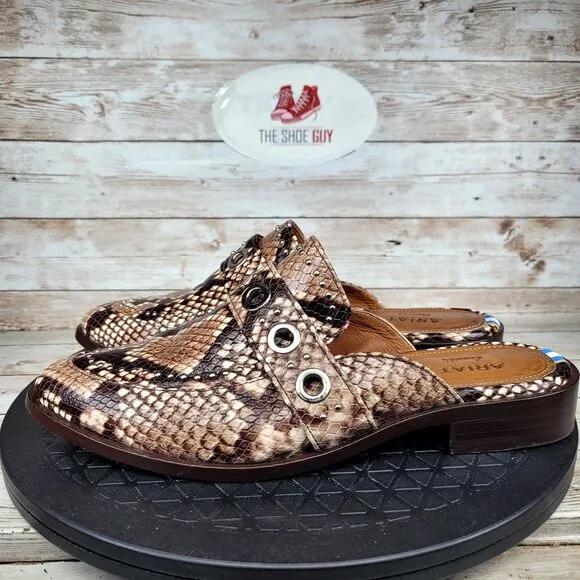 Ariat Two24 Women's Size 7B Brown Mules Slides Leather Snake Pattern Studs Shoes